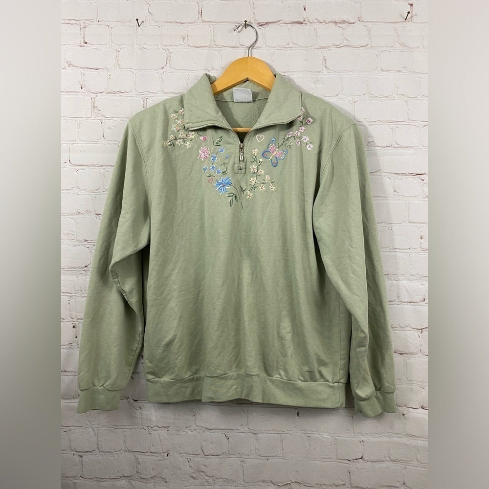 Stephanie K Top Womens Size Large Sage Green Floral Embroidered Long Sleeve Top